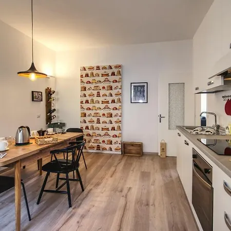 Ca Belee By Halldis Apartment