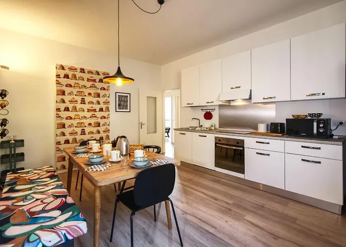 Ca Belee By Halldis Apartament *